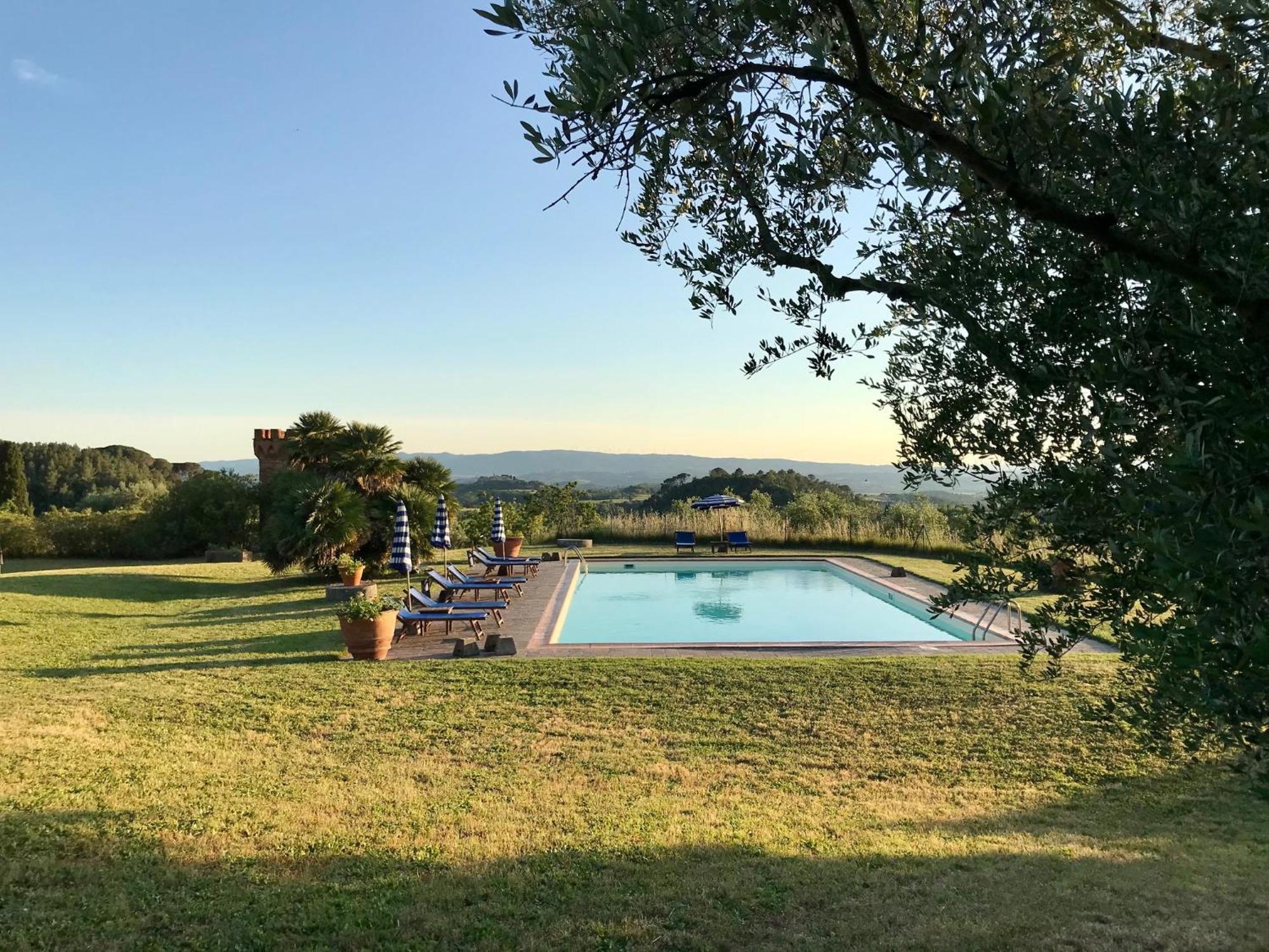 Agriturismo La Palazzina Palaia Exterior foto