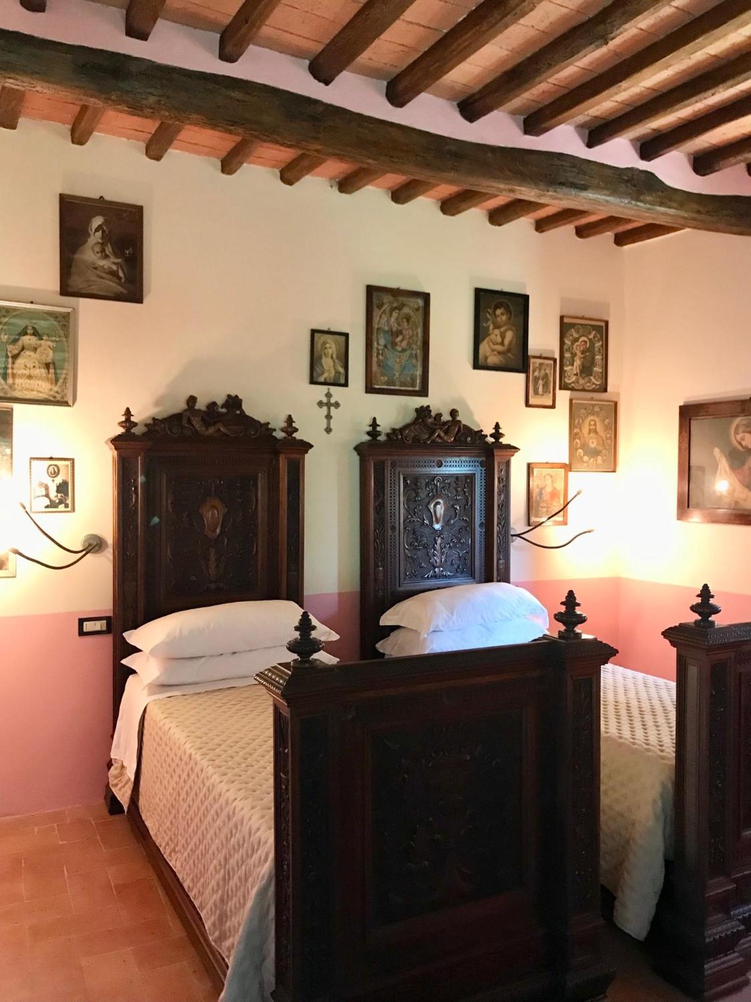 Agriturismo La Palazzina Palaia Habitación foto