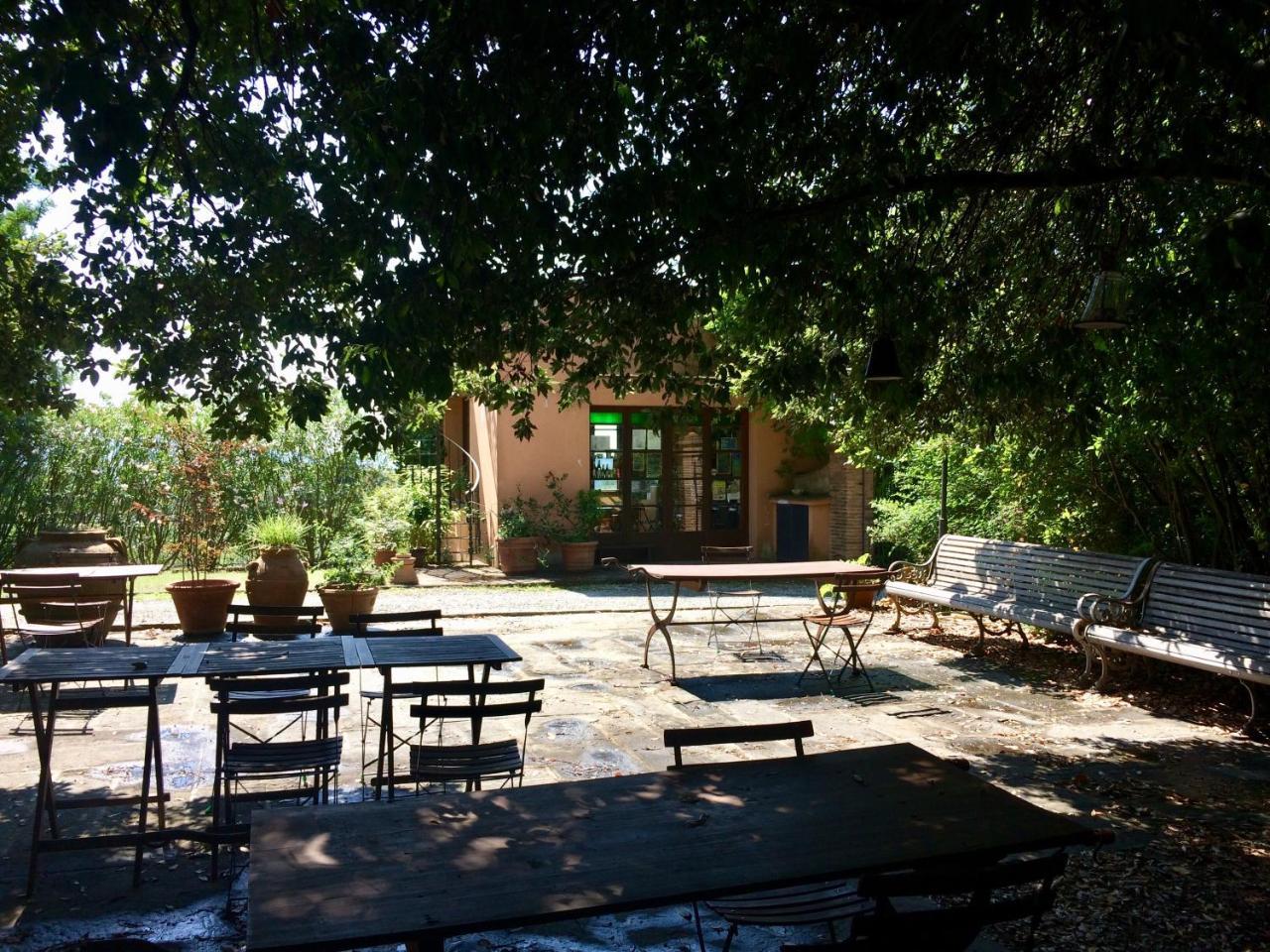 Agriturismo La Palazzina Palaia Exterior foto